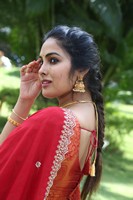 Divi Vadthya Latest Pics